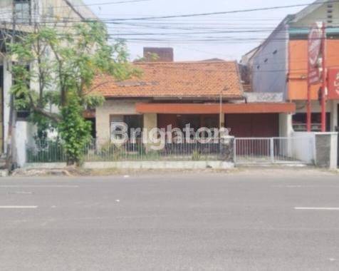 RUMAH SIAP HUNI COCOK UNTUK USAHA BERADA DI NOL JALAN RAYA LEBAR 20M 1