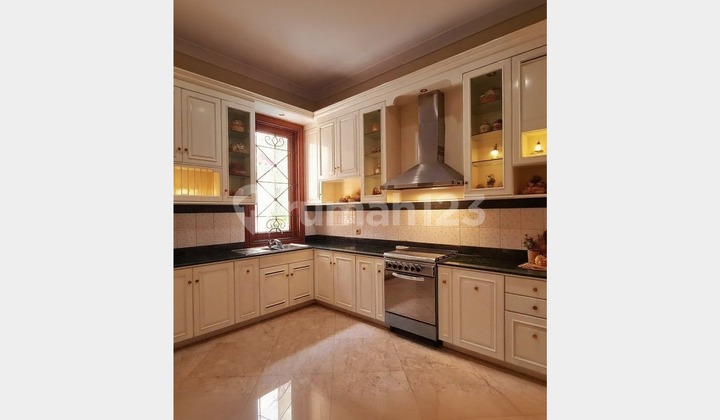 LXMMT 0156 Dijual Rumah Mewah Siap Huni Dengan Kolam Renang Area Kebayoran Baru Jakarta Selatan 2