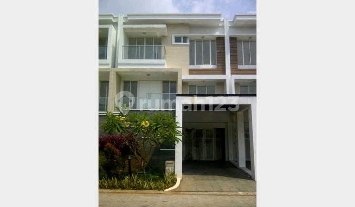 Dijual Rumah Daerah Asri Di Golf Residence Kemayoran Pademangan Jakarta Utara