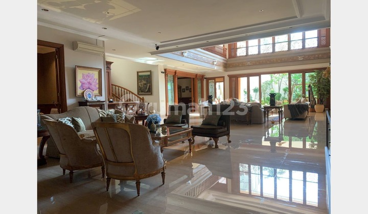 Dijual Rumah Super Mewah Di Area Elite dan Prestis Menteng Jakarta Pusat