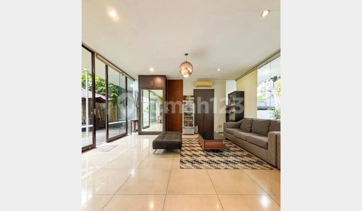 Lxmmt 0185 Dijual Rumah Cocok untuk Usaha Area Kebayoran Baru Jakarta Selatan 2