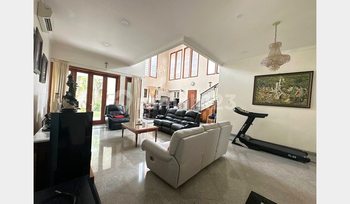 LXMMT 0160 For Sale Ready-to-Occupy House at a Reasonable Price, In the Elite Area of Menteng, Central Jakarta LXMMT 0160 For Sale Ready-to-Occupy House at a Reasonable Price, In the Elite Area of Menteng, Central Jakarta