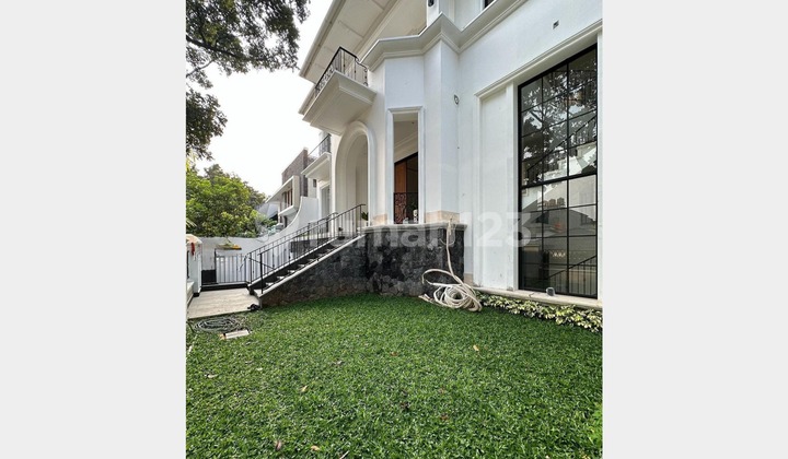 Lxmmt 0056 So Luxurious! Classic American House with Pool in Panglima Polim, South Jakarta