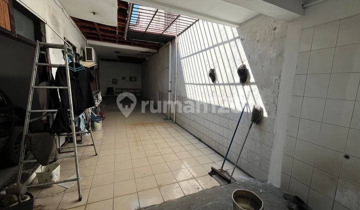 Ldp 0027 House Strategic Location Bratang Surabaya Suitable For Any Business