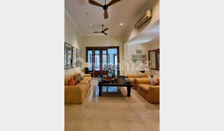 Lxmmt 0039 Rumah Siap Huni. Dijual Rumah Area Elit Menteng Jakarta Pusat