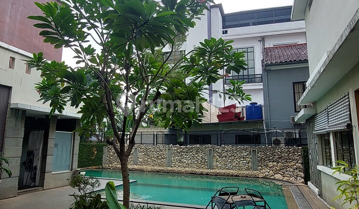 Lxmmt 0173 For Sale Ready-to-Use Fully Furnished Hotel Building in South Jakarta Area 1