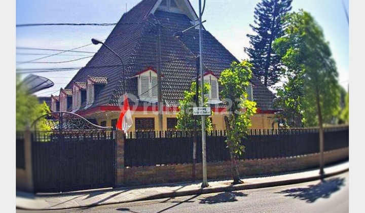 LDP 0002 For Rent Commercial Area House Building Central Surabaya Suitable For Business LDP 0002 For Rent Commercial Area House Building Central Surabaya Suitable For Business