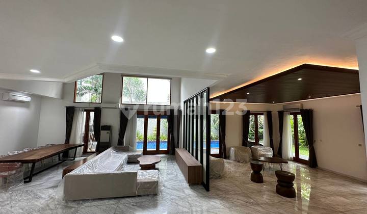 LXMMT 0111 Disewakan Rumah Mewah Furnished Dekat JW Marriott Mega Kuningan Jakarta Selatan 1