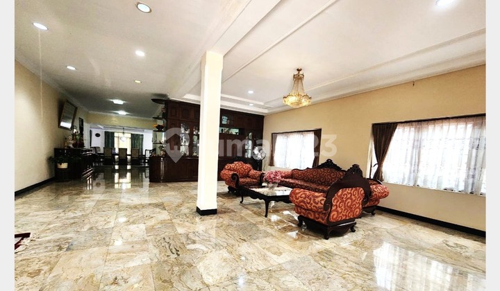 Lxmmt 0176 For Rent Large House in Cikini Menteng Area, Central Jakarta, Suitable for Residence or Office Lxmmt 0176 For Rent Large House in Cikini Menteng Area, Central Jakarta, Suitable for Residence or Office