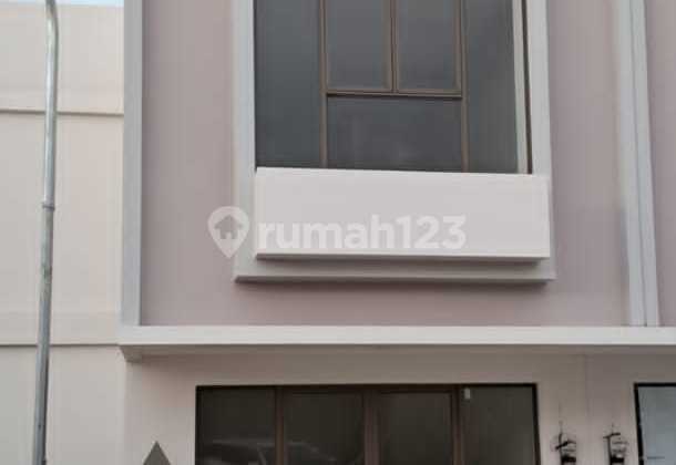For Sale Aniva Shophouse 2 floors in Gading Serpong For Sale Aniva Shophouse 2 floors in Gading Serpong