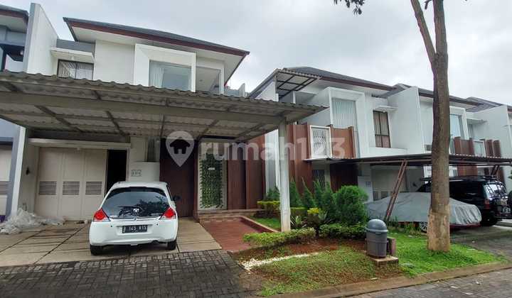 Disewakan Rumah bagus 2 lt, hadap taman di The Green BSD
