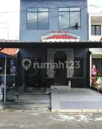 Dijual rumah 2 lt, semi furnish di Taman Ubud Karawaci 1