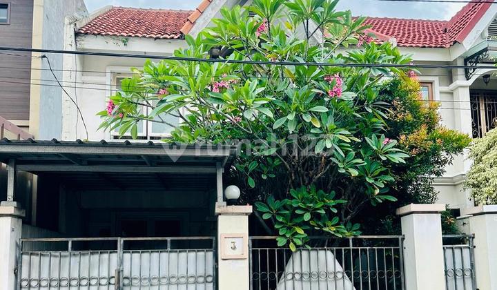 Di jual rumah 2 lt, di Daan Mogot Baru, tampak siring