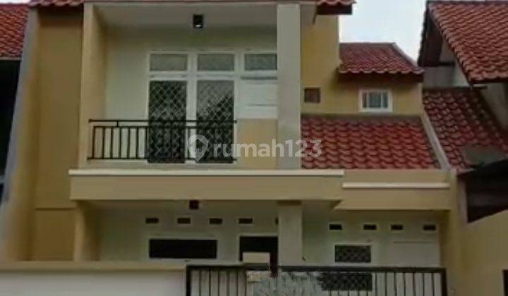 Dijual rumah 2 lt di Banjar Wijaya 1