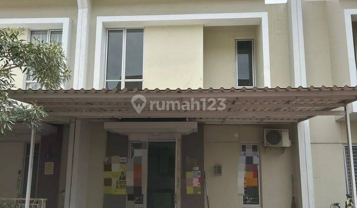 Di jual rumah 2 lt Semi Furnished, di Carillo Residences  1