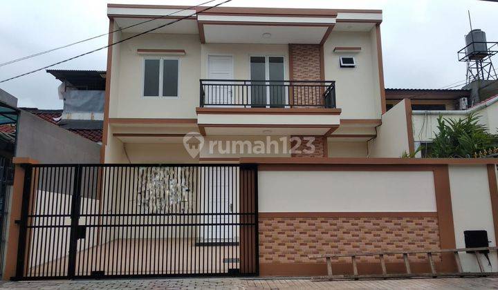 Di jual rumah 2 lt di Duta Garden tangerang 1