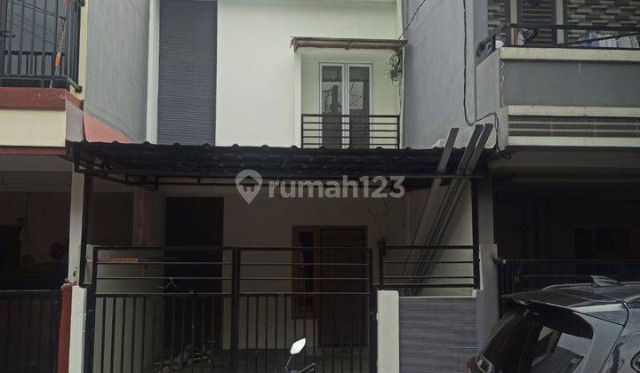 Disewakan rumah 2 lt di Griya Dadap tangerang 1