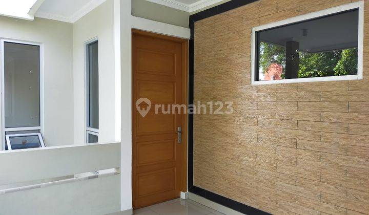 Di jual Rumah 2 lt di Taman Semanan Indah 2