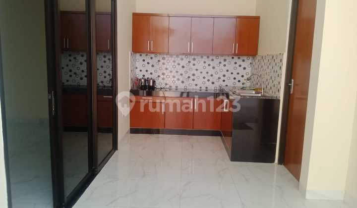Di jual Rumah baru 2 lt di taman Surya 2