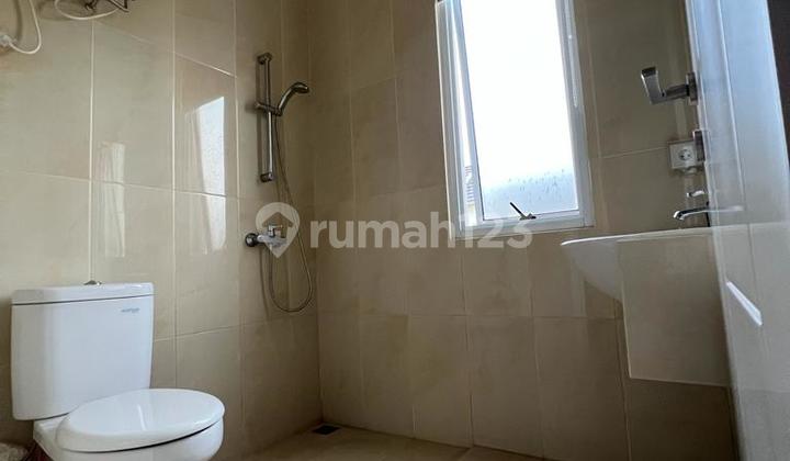 Di jual Rumah 2 lt di Vanya Park BSD 2