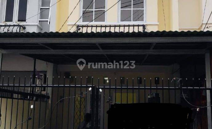 Di jual rumah 2 lantai di Permata Taman Palem  1