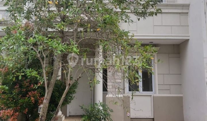 Di jual rumah du Vanya Perk BSD