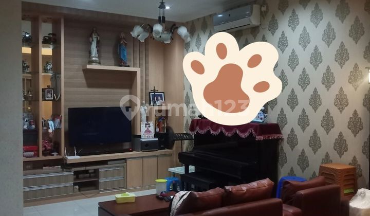 Di jual rumah 2 lt di Cluster Alicante Gading Serpong