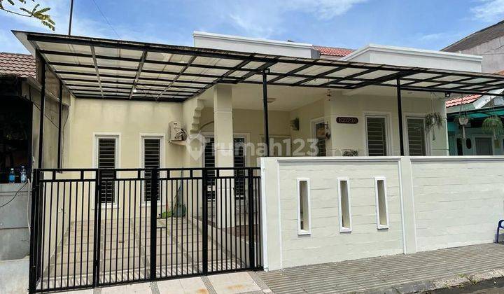 Dijual rumah bagus di Kencana loka BSD 1