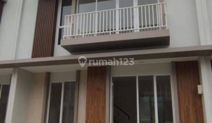 Disewakan Rumah 2 Lt Di Nara Gading Serponh 1