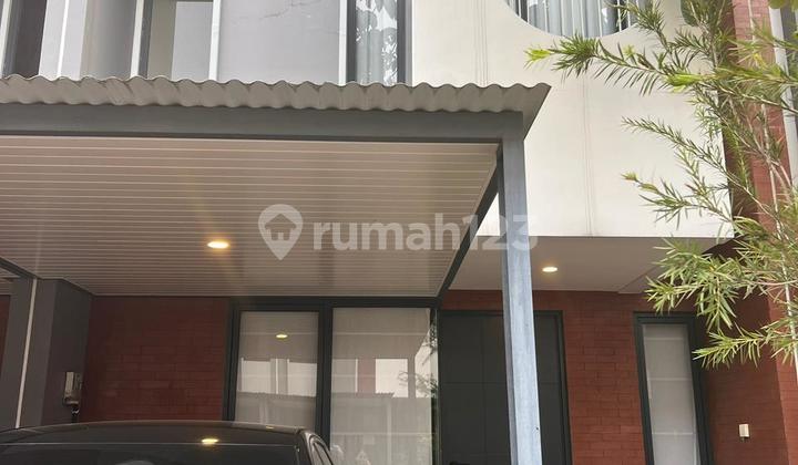 Di Jual Rumah 2 Lt Di Freja Belakang Mall Aeon