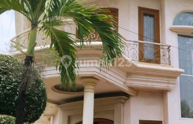 Di Jual Cepat Rumah Mewah 2.5 Lantai Di Taman Surya 1