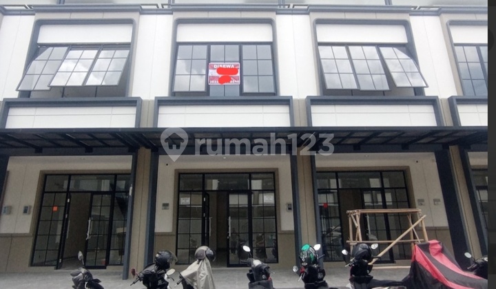 Ruko Alfresco 2 Floors With Rooftop Hudsongading Serpong. Ruko Alfresco 2 Floors With Rooftop Hudsongading Serpong.