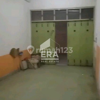 Strategic Shop House Suitable for Office and Business on Gatot Subroto 2
