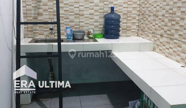 Dijual Rumah Cocok Untuk Ruang Usaha Dan Kantor di Sayap Surapati 2