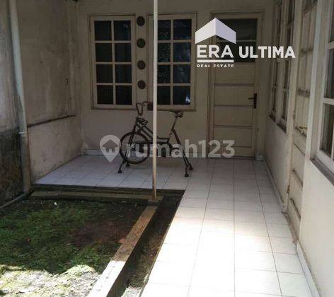 Dijual Rumah Terawat Strategis di Sayap Diponegoro 7