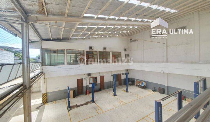 Gedung Cocok Untuk Gudang Dan Kantor di Soekarno Hatta 2