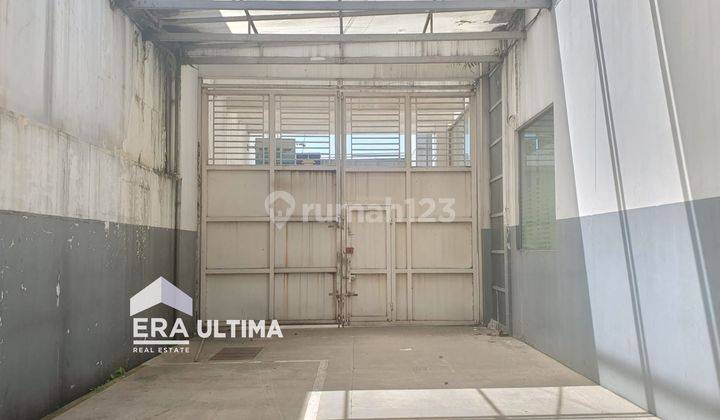 Gedung Cocok Untuk Gudang Dan Kantor di Soekarno Hatta 4