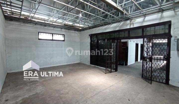 Gudang Siap Pakai di Sayap Jenderal Sudirman