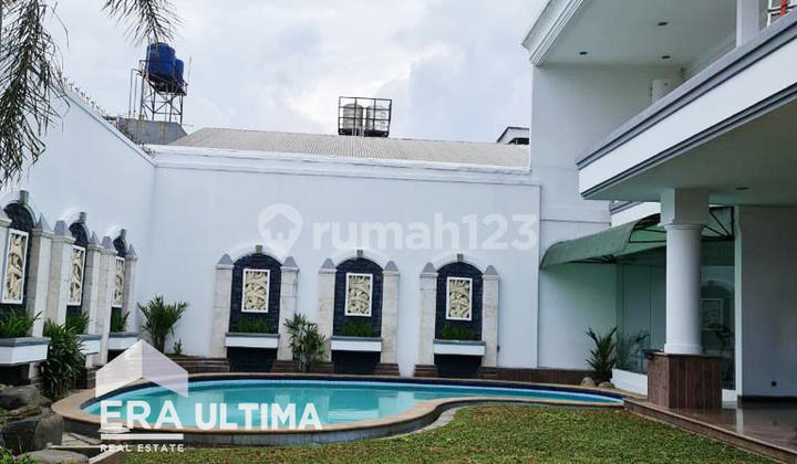 Rumah Besar Mewah di Mekarwangi 2