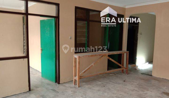 Rumah Bagus Unfurnished SHM di Bandung Barat, Bandung 2