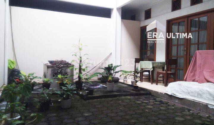 Rumah Strategis 2 Lantai di Sayap Dago, Bandung 2