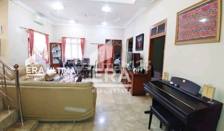 Rumah Nyaman Aman Terawat di Sayap Buahbatu