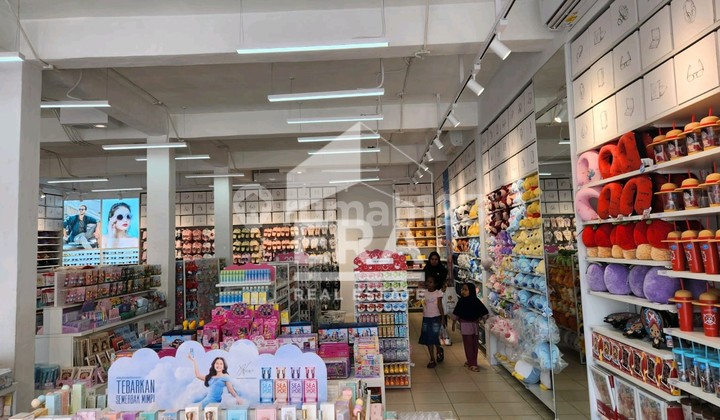 Well-Maintained Spacious Shophouse in Aek Kanopan, North Sumatra 2