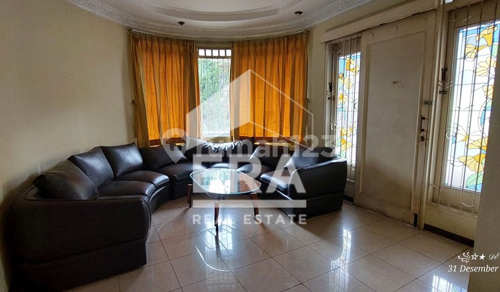 Spacious Well-Maintained House Ready to Occupy in Setrasari, East Bandung