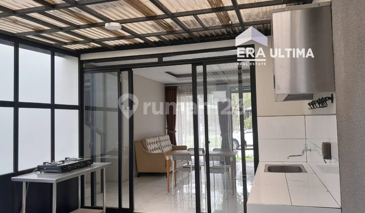 Rumah Nyaman Dekat Taman di Kota Baru Parahyangan