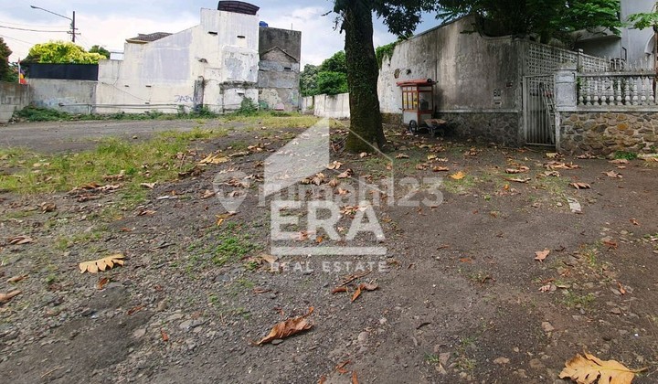 Land for Padel Court, Futsal, and Other Business Cafes on Pasteur Wing.