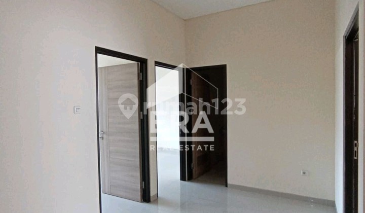 Rumah Bagus Siap Huni di Kembar Sayap Bkr 2