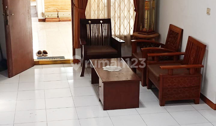 Spacious Well-Maintained House in a Comfortable Rancabolang Neighborhood