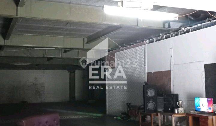 Gedung Ruang Usaha Siap Pakai Lokasi Strategis di Setiabudi 2