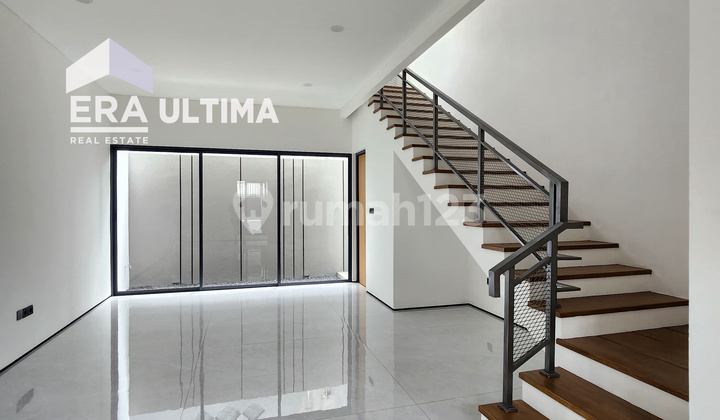 Ready-to-Occupy Flood-Free New House in Buahbatu